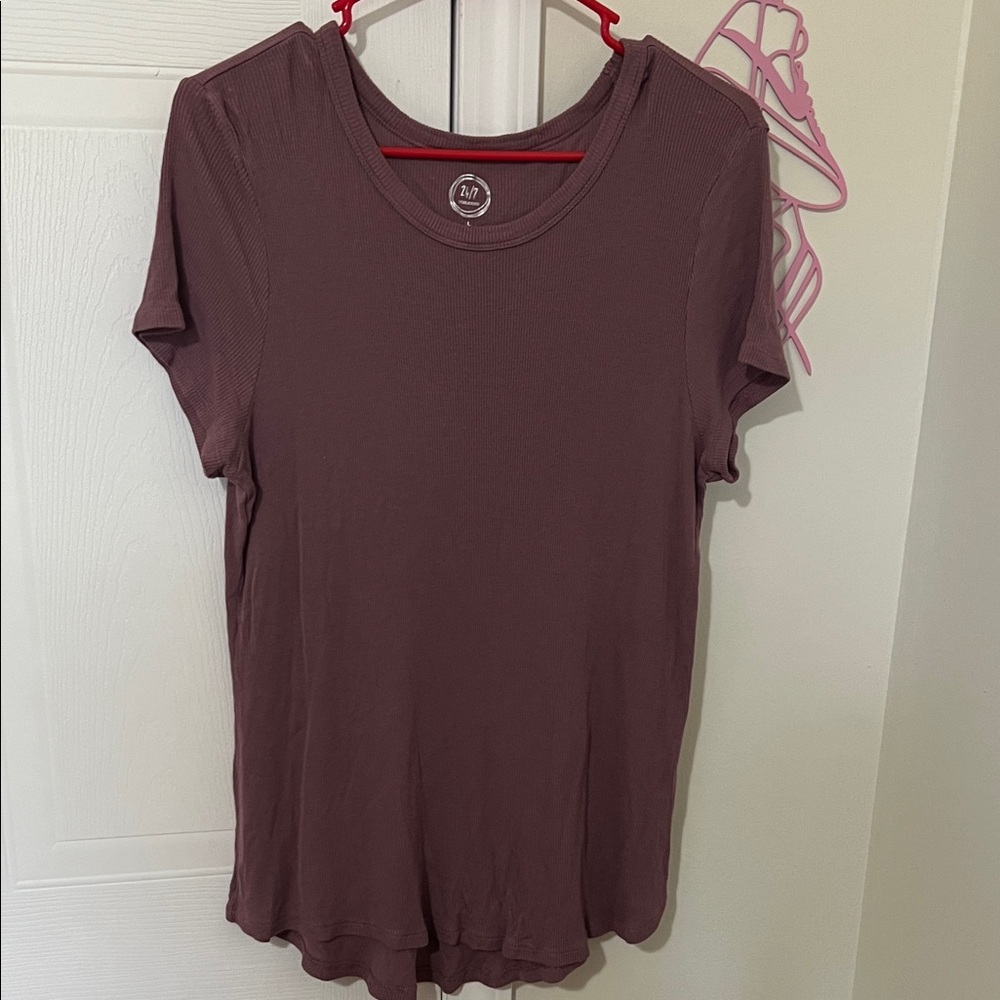 Maurices Red Fitted Short Sleeve Tee